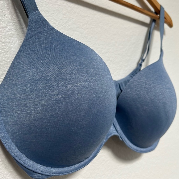 Blue Victoria’s Secret Padded Perfect Coverage Bra Underwire - Picture 2 of 10